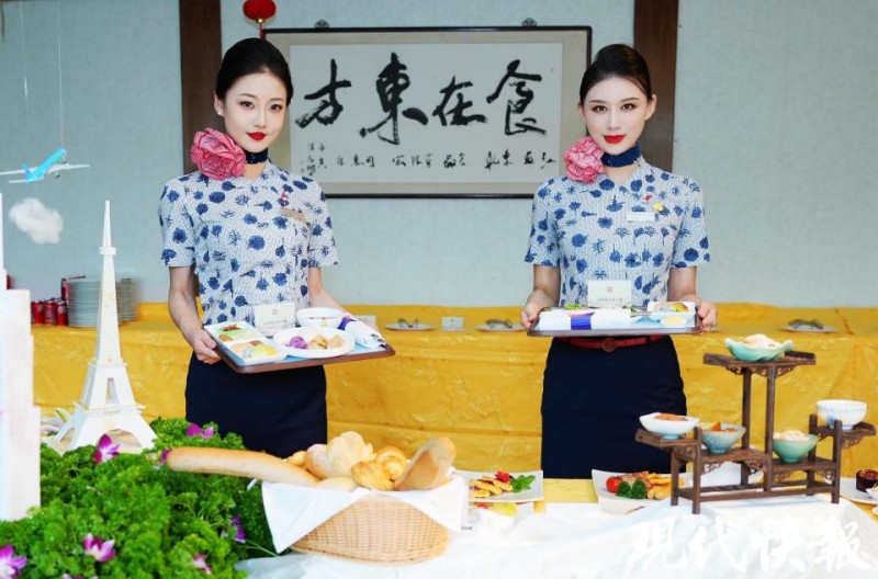 东航江苏餐食品鉴会“大秀”美食，南京-巴黎航线开启“舌尖之旅”
