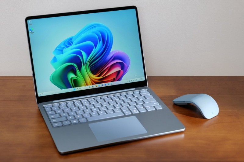 微软Surface Laptop，13英寸评测：Windows 11 AI+ PC从这款笔记本电脑开启