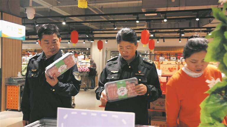 潍坊青州市市场监管局开展食品安全专项检查