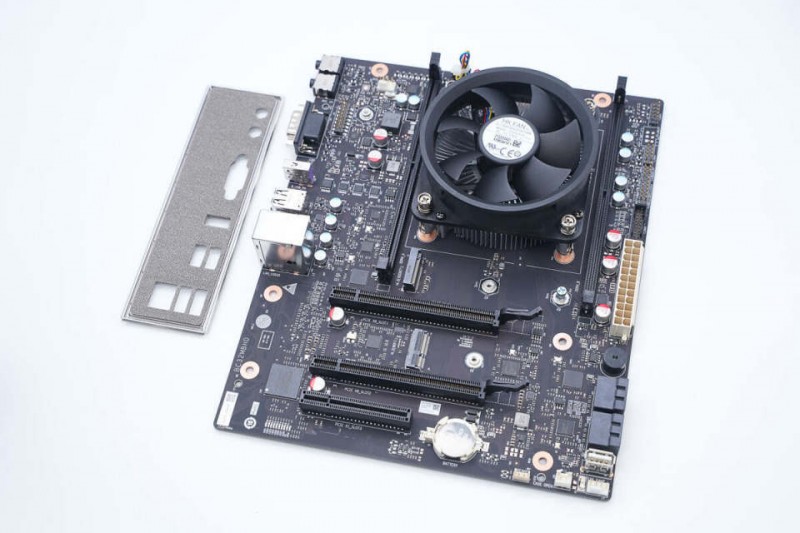 非Windows硬件兼容处理器前景如何?拆一款国产主板,解析内部用料