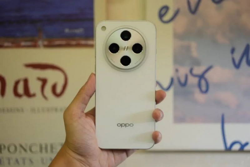 OPPO Find X8 体验：弥补 iPhone 短板，还有独到之处